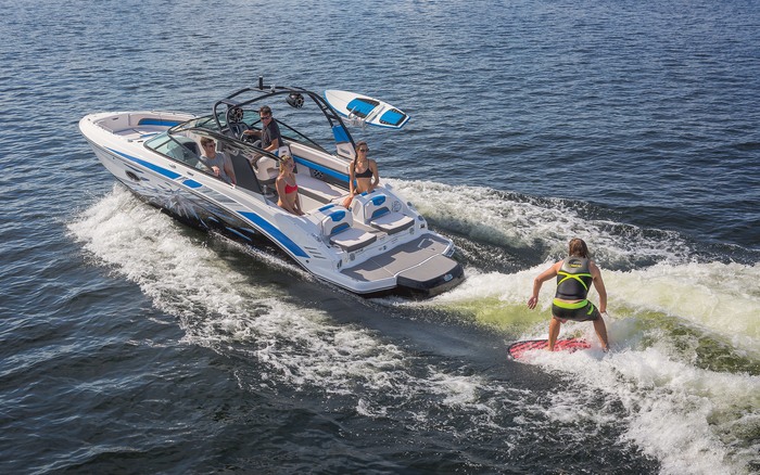 Tips for Towing Tubers and Water Sport Fans