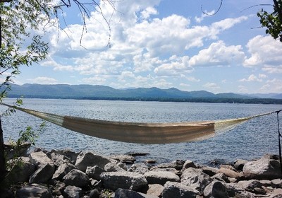 A Cottager's Perfect Escape at Lake Champlain