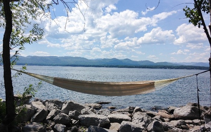 A Cottager's Perfect Escape at Lake Champlain